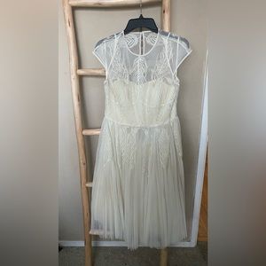 NWOT—BEAUTIFUL Ted Baker Miyaa Dress, wedding suite collection